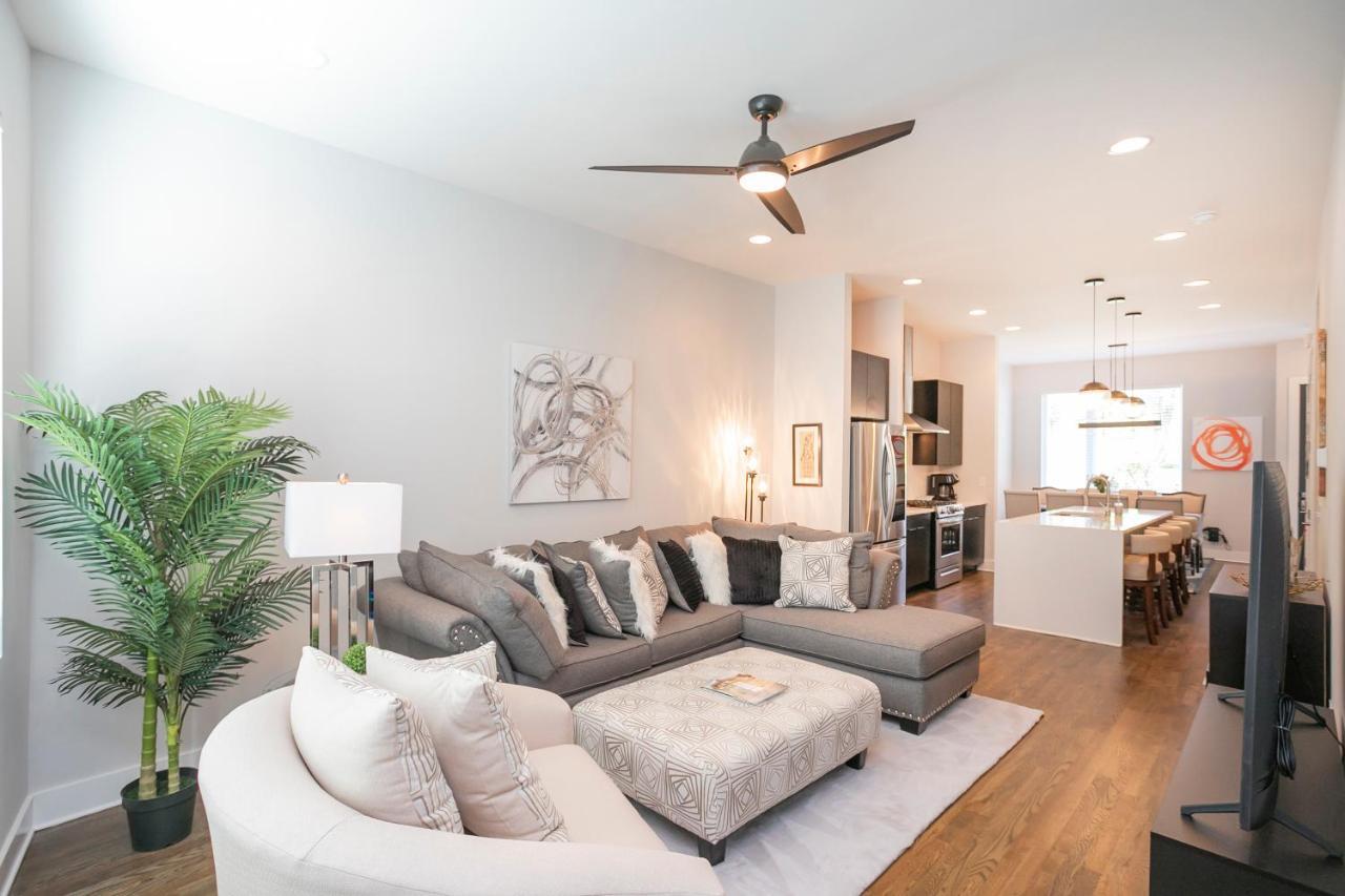 Luxury Townhome Skyline Views Mins To Dt Нашвил Екстериор снимка