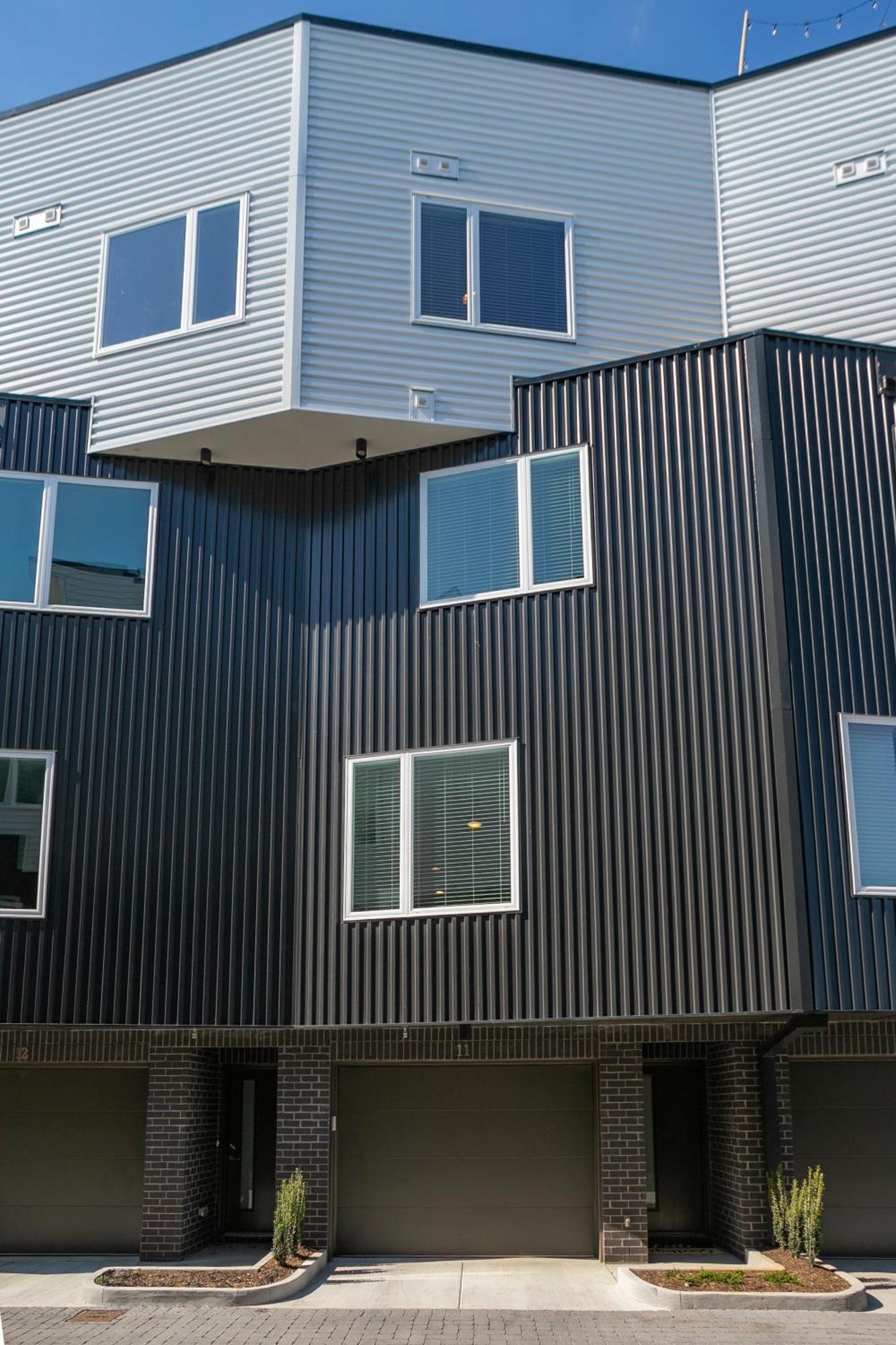 Luxury Townhome Skyline Views Mins To Dt Нашвил Екстериор снимка
